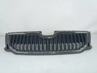 Автозапчастина б/у передня решіта для skoda octavia iii break (5e5) 1528 ak gasóleo 2015 5p посилання на oem iam 5e0853653