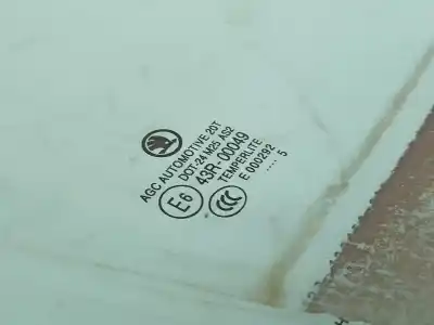 Автозапчастина б/у скло передній праві двері для skoda octavia iii break (5e5) 1528 ak gasóleo 2015 5p посилання на oem iam 5e0845202a  