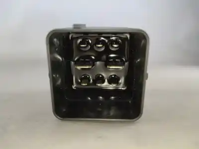 Автозапчастина б/у коробка передігрів для peugeot 308 sw ii (lc_, lj_, lr_, lx_, l4_) 1.5 bluehdi 130 посилання на oem iam 9803299780  