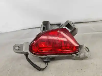 Second-hand car spare part real central fog light for mazda 2 dl, dj 1.5 skyactiv-g m hybrid oem iam references 