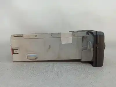 Second-hand car spare part audio system / radio cd for mercedes-benz c-class t-model (s203) c 220 cdi (203.208) oem iam references a2038201786  