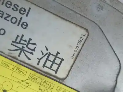 Peça sobressalente para automóvel em segunda mão tampa de combustível externa por audi a4 b5 (8d2) 1.9 tdi referências oem iam 8d5809905  