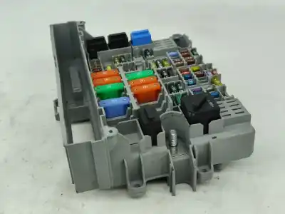 Second-hand car spare part fuse box unit for bmw 3 touring (e91) 325 d oem iam references 690662102  