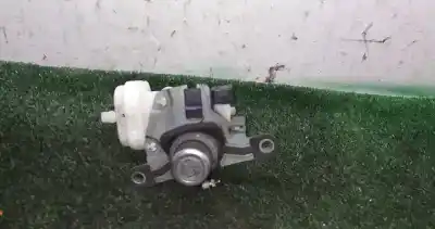 Second-hand car spare part tailgate lock for audi a4 b5 avant (8d5) 1.6 oem iam references 8d0862055  