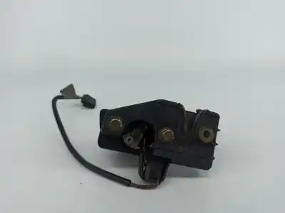 Second-hand car spare part tailgate lock for bmw 7 (e32) 735 i. il oem iam references 512419579961  