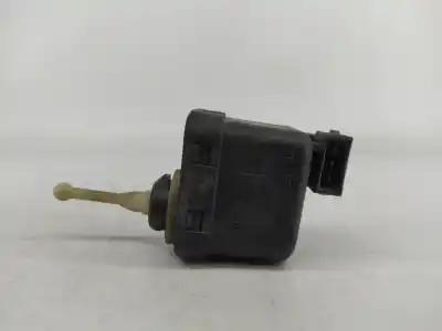 Second-hand car spare part headlight adjustment motor for audi a4 b5 avant (8d5) 1.9 tdi oem iam references  Second-hand car spare part headlight adjustment motor for audi a4 b5 avant (8d5) 1.9 tdi oem iam references