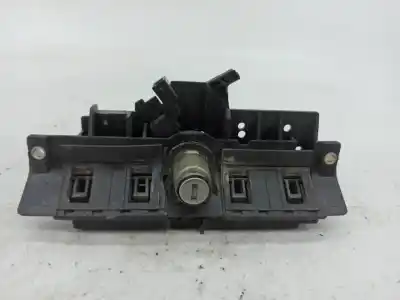 Автозапчастина б/у циліндр задніх дверей для audi a3 (8l1) 1.6 посилання на oem iam 8d9827565h