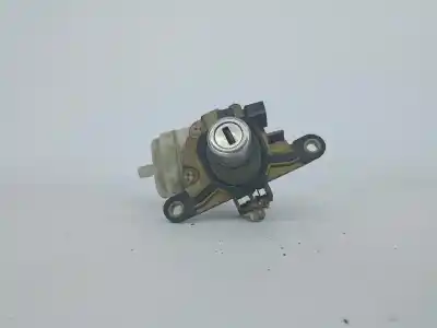 Автозапчастина б/у  для AUDI A4 B5 (8D2)  Посилання на OEM IAM 8D0862055  