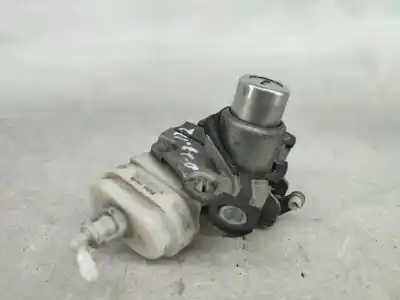 Pièce détachée automobile d'occasion serrure de coffre hayon arrière pour audi a4 b5 (8d2) 1.9 tdi références oem iam 8d0862055  