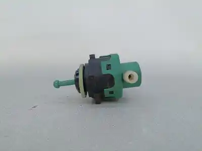 Автозапчасти б/у мотор регулировки фар за renault twingo iii (bcm_) 0.9 tce 90 ссылки oem iam 8200501939  