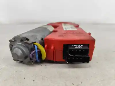 Автозапчастина б/у електричний двиг на дах для audi a3 (8l1) 1.9 tdi посилання на oem iam 8d9959591a Автозапчастина б/у електричний двиг на дах для audi a3 (8l1) 1.9 tdi посилання на oem iam 8d9959591a