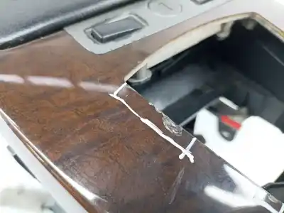 Second-hand car spare part center armrest for bmw 7 (e65, e66, e67) 730 d oem iam references 7011600  