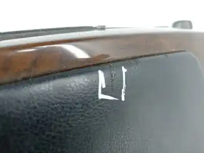 Second-hand car spare part center armrest for bmw 7 (e65, e66, e67) 730 d oem iam references 7011600  