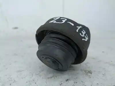 Second-hand car spare part outer fuel cap for audi a8 (d2) 2.5 tdi oem iam references   