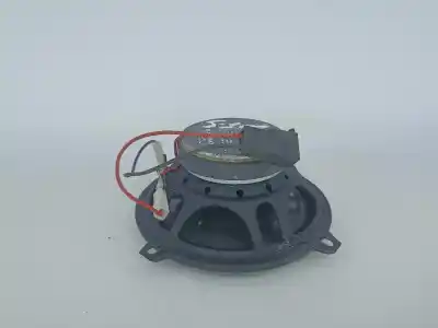 Second-hand car spare part speaker for dacia duster (hs_) 1.5 dci oem iam references 7606430005  