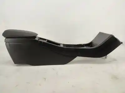 Автозапчастина б/у центральний подлокник для volvo v40 hatchback (525) d2 посилання на oem iam   