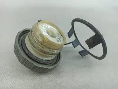Pezzo di ricambio per auto di seconda mano tappo esterno del carburante per mazda 323 s vi (bj) 1.3 16v riferimenti oem iam 