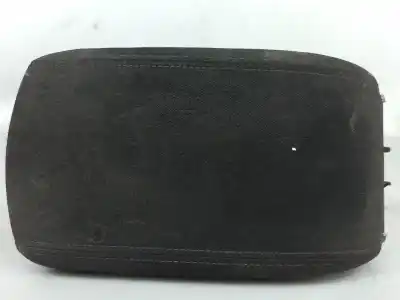 Gebrauchtes Autoersatzteil Mittelkonsole zum PEUGEOT 308 II 1.6 HDi 100 OEM-IAM-Referenzen 1799672XZD  