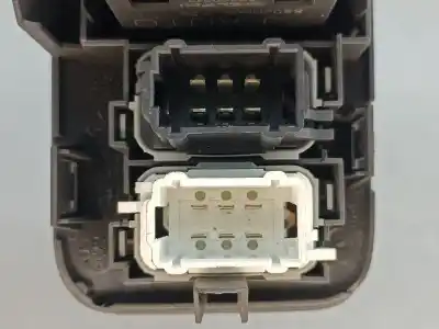 Second-hand car spare part multifunction switch for renault megane ii sedán (lm0/1_) 1.5 dci (lm1e) oem iam references 8200079020   Second-hand car spare part multifunction switch for renault megane ii sedán (lm0/1_) 1.5 dci (lm1e) oem iam references 8200079020