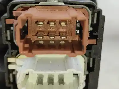 Автозапчасти б/у многофункциональное управление за nissan qashqai / qashqai +2 i (j10, nj10, jj10e) 1.5 dci ссылки oem iam p13750a77300   Автозапчасти б/у многофункциональное управление за nissan qashqai / qashqai +2 i (j10, nj10, jj10e) 1.5 dci ссылки oem iam p13750a77300