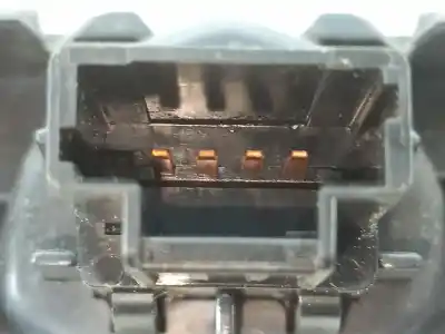 Автозапчастина б/у многофункційне управління для renault clio ii (bb0/1/2_, cb0/1/2_) 1.2 16v (bb05. bb0w. bb11. bb27. bb2t. bb2u. bb2v. cb05.... gasolina 2002 5p посилання на oem iam 8200071224 8200069055 botao desembaciador  