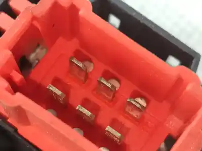 Автозапчастина б/у многофункційне управління для renault clio ii (bb0/1/2_, cb0/1/2_) 1.2 16v (bb05. bb0w. bb11. bb27. bb2t. bb2u. bb2v. cb05.... gasolina 2002 5p посилання на oem iam 8200071224 8200069055 botao desembaciador  