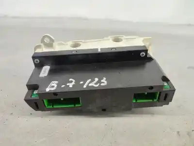 Pièce détachée automobile d'occasion commutateur multifonctions pour honda civic vii hatchback (eu, ep, ev) 1.6 i (ep2 eu8 eu6) références oem iam 6010   Pièce détachée automobile d'occasion commutateur multifonctions pour honda civic vii hatchback (eu, ep, ev) 1.6 i (ep2 eu8 eu6) références oem iam 6010