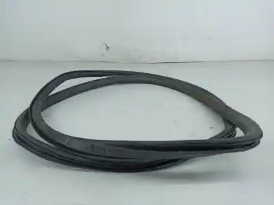 Pièce détachée automobile d'occasion caoutchouc générique pour audi a4 avant (8e5) 1.8 20v références oem iam 8e9833721b