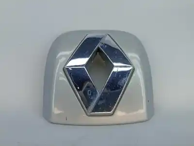Second-hand car spare part FRONT BADGE for RENAULT CLIO II (BB_, CB_)  OEM IAM references 8200060918  