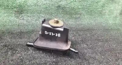 Автозапчастина б/у бач гальмульної рідини для audi a3 (8l1) 122 (bj10_) gasóleo 0 посилання на oem iam 