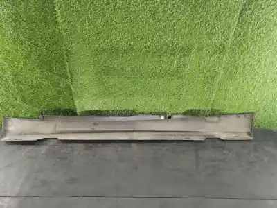 Second-hand car spare part right side skirt (cut) for bmw 1 (e87) 120 d oem iam references 51717147402  