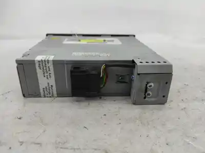 Second-hand car spare part audio system / radio cd for audi a4 b7 (8ec) 1.9 tdi oem iam references 8e0035111d  