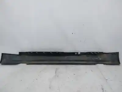 Second-hand car spare part right side skirt (cut) for bmw 1 (e87) 116 i oem iam references 51.71-7147402  