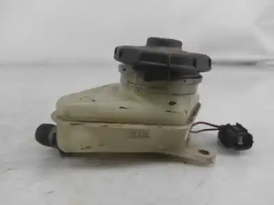 Tweedehands auto-onderdeel remvloeistofreservoir voor honda civic vii hatchback (eu, ep, ev) 1.6 i (ep2 eu8 eu6) oem iam-referenties  Tweedehands auto-onderdeel remvloeistofreservoir voor honda civic vii hatchback (eu, ep, ev) 1.6 i (ep2 eu8 eu6) oem iam-referenties