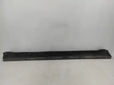 Автозапчастина б/у права бічна сподница (виріз) для mitsubishi outlander ii (cw_w) 2.2 di-d 4wd посилання на oem iam   