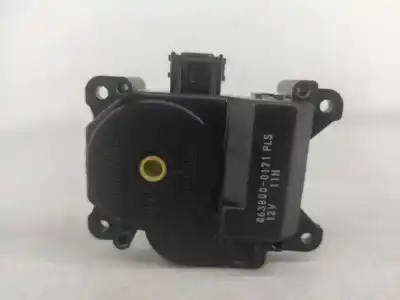 Recambio de automóvil de segunda mano de MOTOR DEL COMPUERTA DE LA CALEFACCIÓN para LEXUS IS II (_XE2_) 220 d (ALE20) referencias OEM IAM 0638000171PLS  