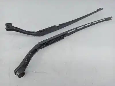 Recambio de automóvil de segunda mano de BRAZO DE LIMPIAPARABRISAS DELANTERO DERECHO para CITROEN C5 III BREAK (RW_) 1.6 HDi 110 referencias OEM IAM   