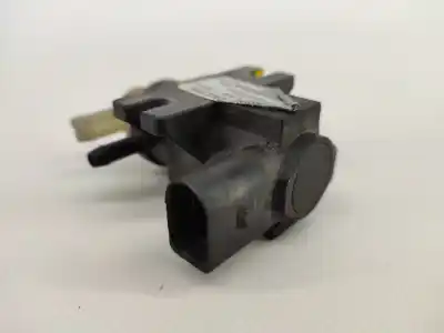 Автозапчасти б/у дополнительный воздушный клапан за audi a4 b6 (8e2) 2.5 tdi ссылки oem iam 1k0906627a  