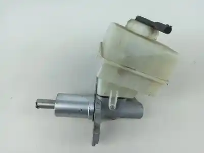 Second-hand car spare part brake fluid reservoir for bmw x3 (e83) 2.0 16v diesel cat oem iam references 320671991