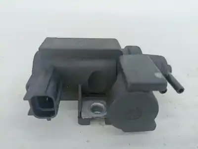 Автозапчастина б/у додатковий повітряний клапан для lexus is ii (_e2_) 220d (ale20) посилання на oem iam 258190r011  