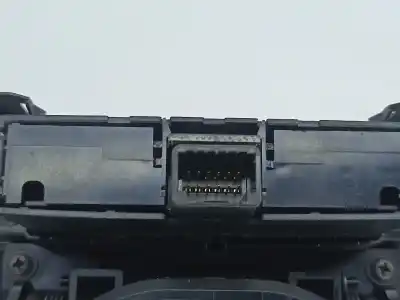 Автозапчастина б/у центральний підставник для lexus is ii (_e2_) 220d (ale20) посилання на oem iam 5562053030  