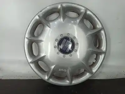 Recambio de automóvil de segunda mano de TAPACUBOS para SEAT ALTEA (5P1) 1.9 TDI Gasóleo 2008 5P referencias OEM IAM   