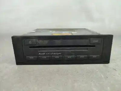 Peça sobressalente para automóvel em segunda mão sistema de áudio / rádio cd por audi a4 b6 avant (8e5) 1.9 tdi referências oem iam  Peça sobressalente para automóvel em segunda mão sistema de áudio / rádio cd por audi a4 b6 avant (8e5) 1.9 tdi referências oem iam