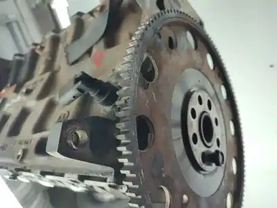 Second-hand car spare part block for bmw 3 (e46) 330 d oem iam references 2246643  