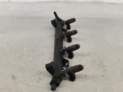 Pezzo di ricambio per auto di seconda mano rampa iniettori per skoda fabia i break (6y5) 1.4 gasolina 2002 5p riferimenti oem iam 036133320  