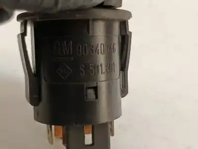 Second-hand car spare part headlights switch for opel kadett e (t85) 1.3 s (c19. d19) oem iam references 90340746  
