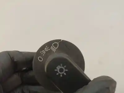 Second-hand car spare part headlights switch for opel kadett e (t85) 1.3 s (c19. d19) oem iam references 90340746  