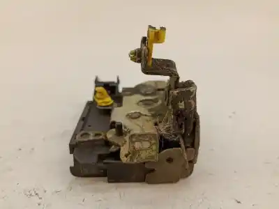 Автозапчасти б/у замок левой передней двери за opel corsa b (s93) 1.2 i (f08 f68 m68) ссылки oem iam   