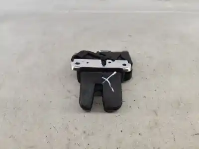 Автозапчасти б/у замок багажника/ворот за audi a6 c6 (4f2) 2.0 tdi ссылки oem iam 4e0827645