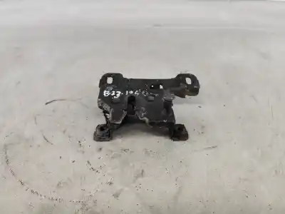 Автозапчастина б/у замок капота для audi a4 b5 avant (8d5) 1.9 tdi посилання на oem iam 8d0823509l